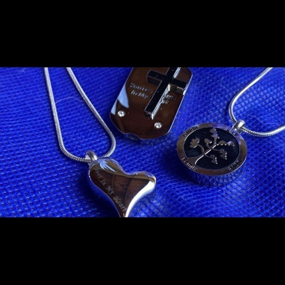 Stainless Heart Cremation Necklace - Picture 2 of 7